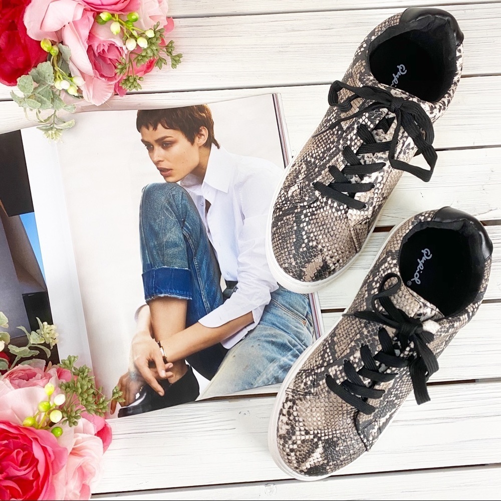 NEW Qupid Faux Snakeskin Chunky Sneakers 6 - Picture 1 of 10